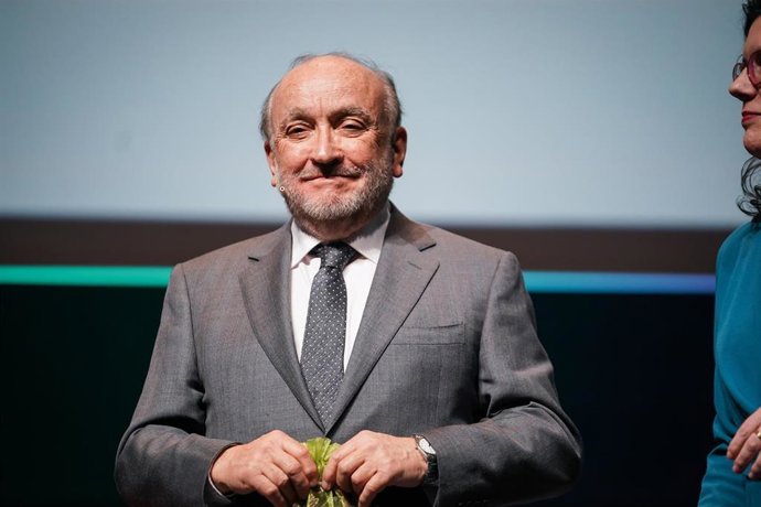 Archivo - El presidente de la Fundación de Víctimas del Terrorismo, Juan Francisco Benito, interviene durante el acto con motivo del XXIV Aniversario In Memoriam por Fernando Buesa y Jorge Díez, en Vitoria