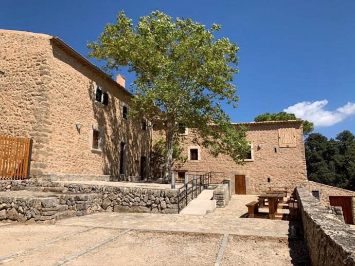 Archivo - Refugio de So n'Amer, en Escorca.