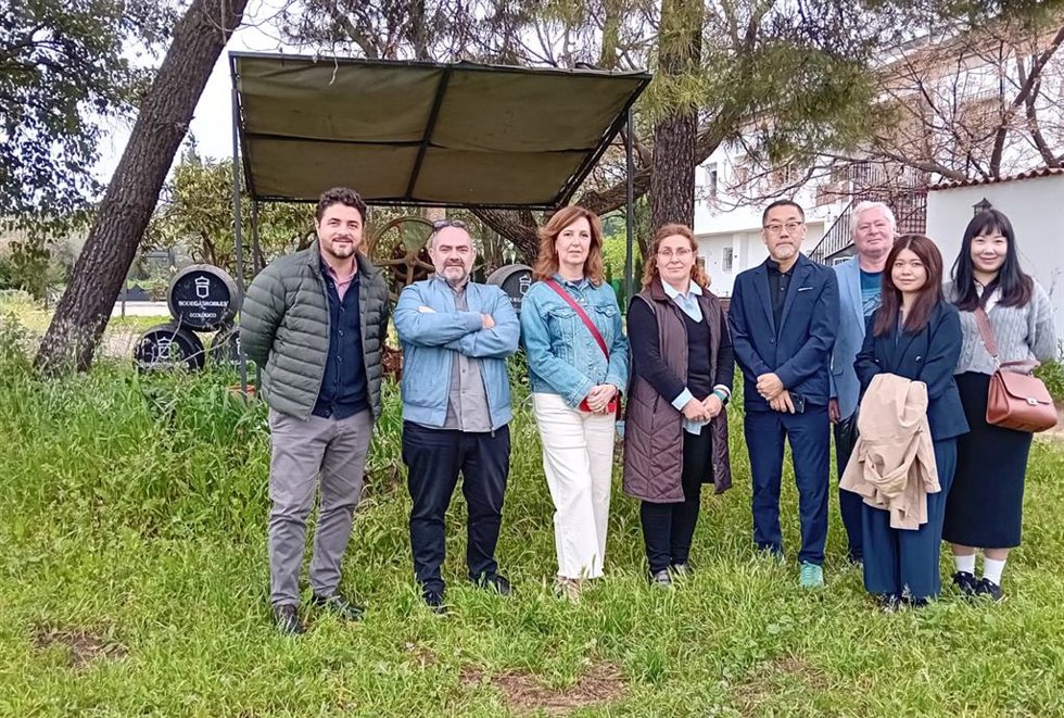 Encuentro comercial con compradores extranjeros.
