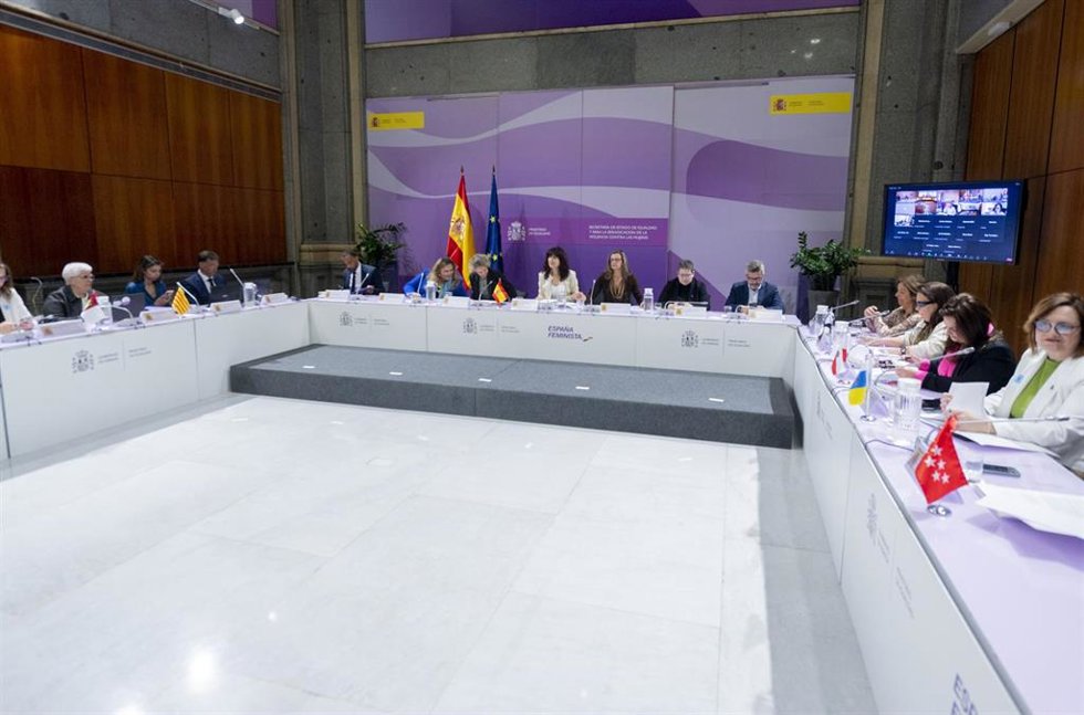 Archivo - Vista general de la Conferencia Sectorial de Igualdad presidida por la ministra de Igualdad, en la sede del Ministerio, a 29 de abril de 2024, en Madrid (España).