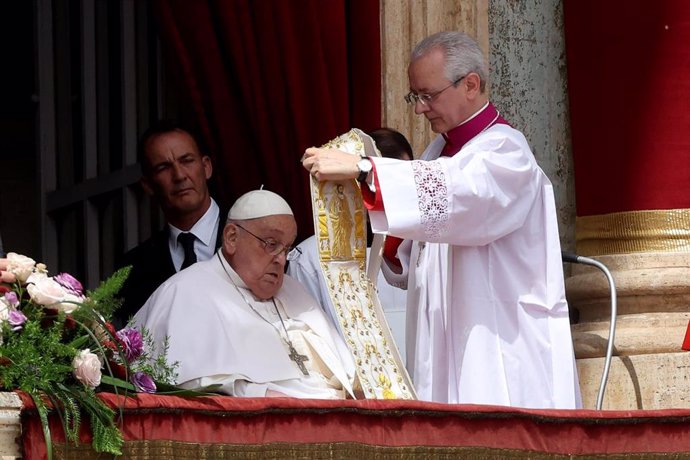 April 20, 2025, Rome, Italy: Pope Francis attends the Holy Mass on Easter Sunday and 'Urbi et Orbi' Blessing at Saint Peter's Square.,Image: 990432271