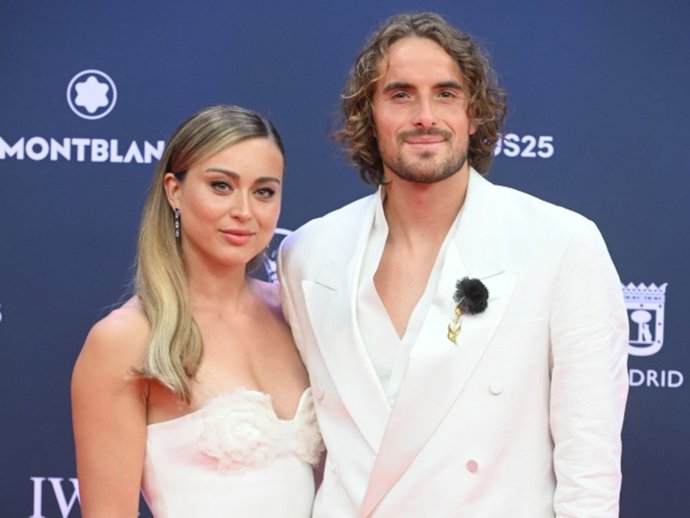 Paula Badosa y su pareja, Stefanos Tsitsipas, en los Premios Laureus 2025