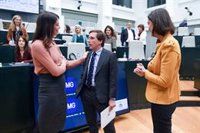 Maestre asegura que hay "cordialidad" con Almeida pero critica "ejercicio de hipocresía delante de cámaras"