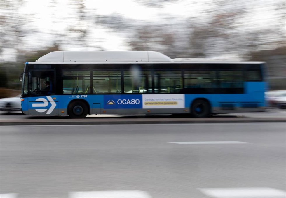 Archivo - Un autobús de la EMT el día que son gratuitos.