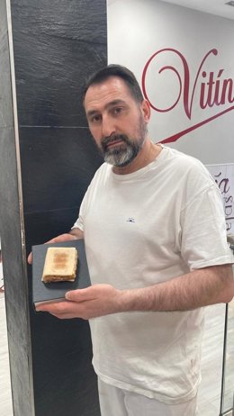 Los confiteros de Valladolid ponen a la venta mañana el 'Pastel Dulce Libro' con motivo del Día del Libro.