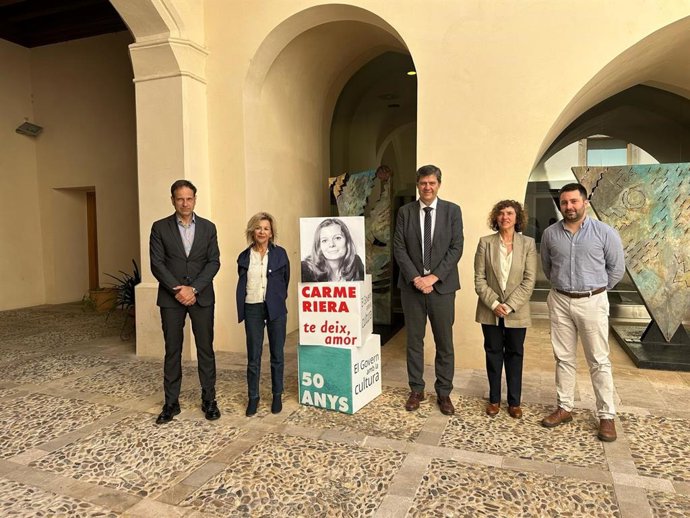 El conseller de Turismo, Cultura y Deporte, Jaume Bauzà, en la presentación de los actos por el 50 aniversario de la obra de Riera.