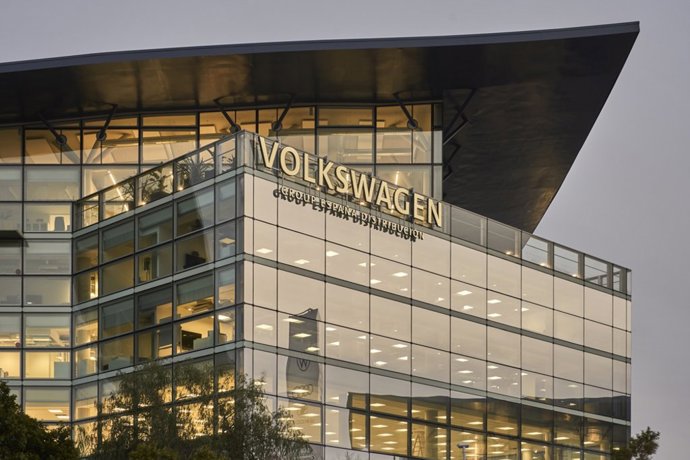 Archivo - Volkswagen Group España Distribución factura más de 4.000 millones en 2024, un 9% más y crece un 60% en los últimos 10 años.
