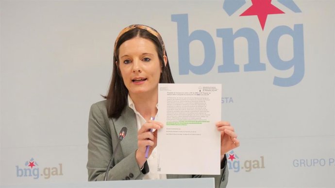 La viceportavoz del BNG Olalla Rodil en un momento de la rueda de prensa en la Cámara gallega.