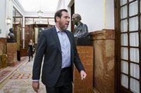 Puente reprocha a Moreno que, "lejos de rectificar" sobre las ayudas al transporte público, "amenace"