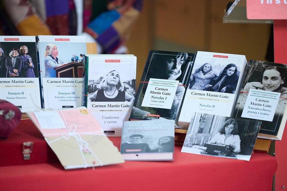 Archivo - Recepción del legado 'in memoriam' de Carmen Martín Gaite, en el Instituto Cervantes, a 17 de marzo de 2024, en Madrid (España). La Caja de las Letras se abre por el centenario de Carmen Martín Gaite para recibir su legado in memoriam. Martín 