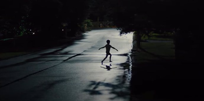 Los niños desaparecen en el enigmático tráiler de Weapons, lo nuevo del director de Barbarian