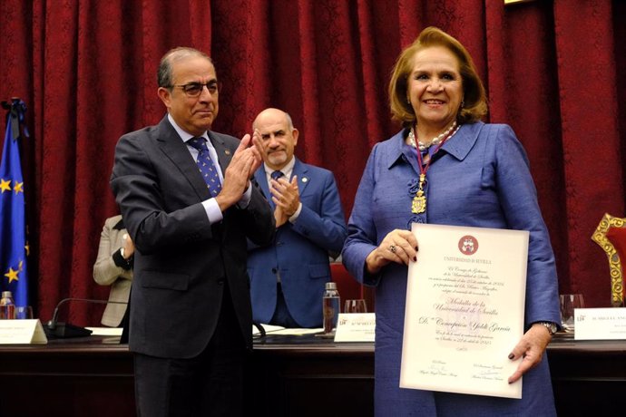 La empresaria Concha Yoldi recibe la Medalla de Oro de la US.