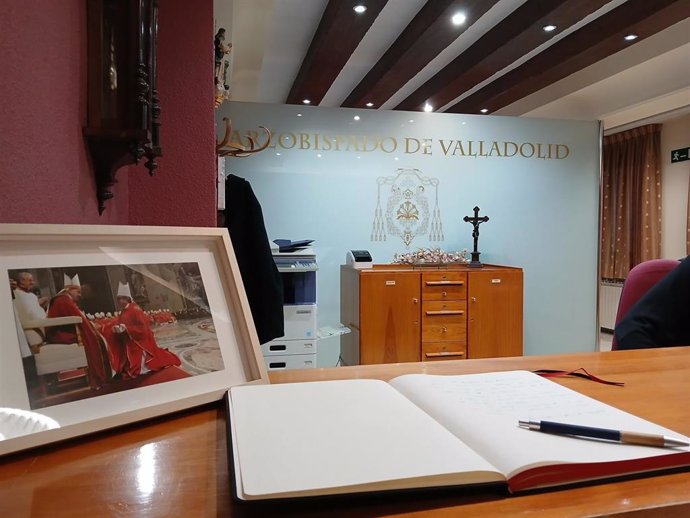 Libro de condolencias.