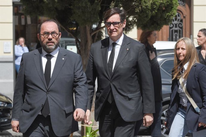 El president de la Generalitat, Salvador Illa, arribant al funeral 