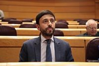 Fran Díaz se despide emocionado del Senado para dar paso a Tudanca y pide que se cuiden "instituciones y democracia"