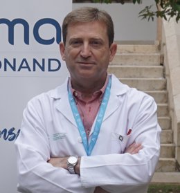 El doctor Gabriel Olveira, jefe del Servicio de Endocrinología y Nutrición del Hospital Regional de Málaga y profesor titular de Medicina de la Universidad de Málaga (UMA) preside el 30 congreso de Senpe.