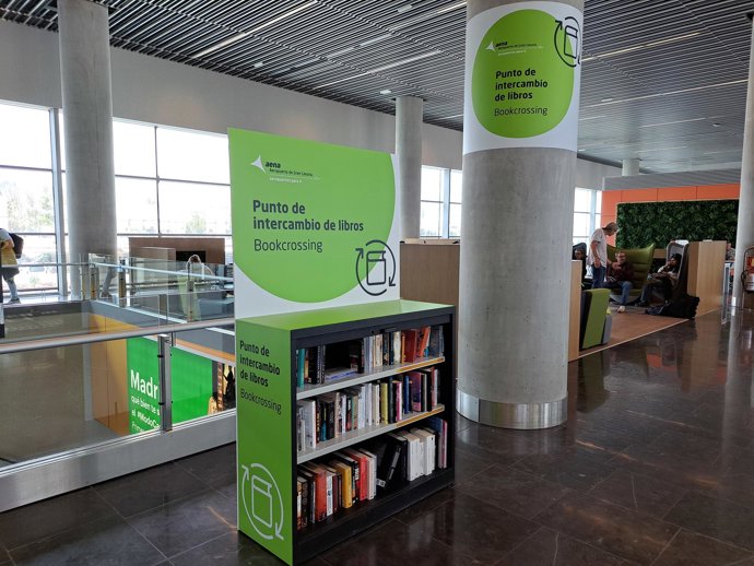 Punto de intercambio de libros en aeropuerto de Gran Canaria