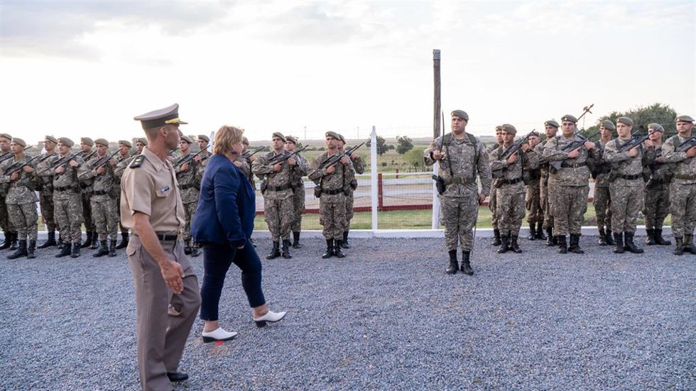 Archivo - La ministra de Defensa Nacional de Uruguay, Sandra Lazo, en el 67 aniversario de la Compañía San Miguel, en el departamento de Rocha, Uruguay.