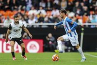 El Espanyol saca un tenso empate de Mestalla