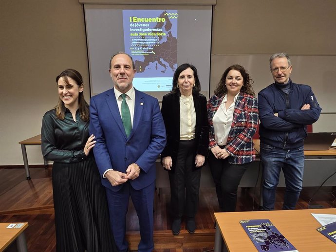 Inauguración del I Encuentro de Jóvenes Investigadores del Aula José Vida Soria.