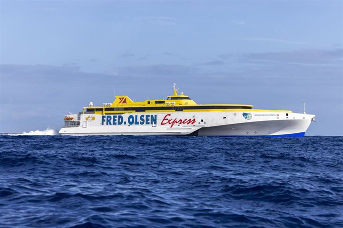 Archivo - Bañaderos Express de Fred. Olsen Express