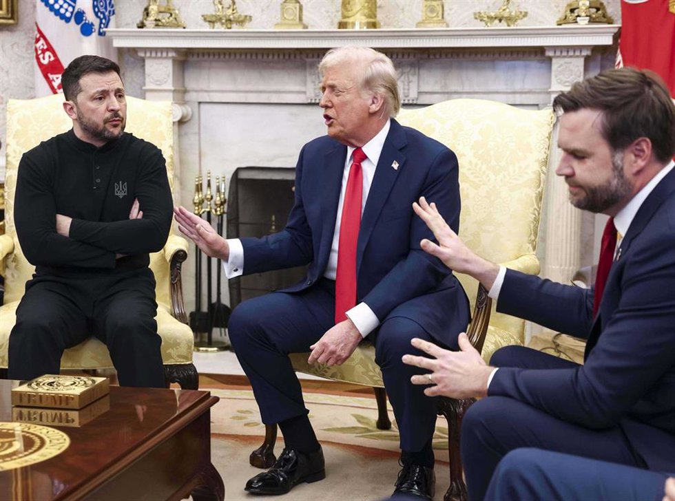 Archivo - El presidente de Ucrania, Volodimir Zelenski, durante su convulso paso por la Casa Blanca.