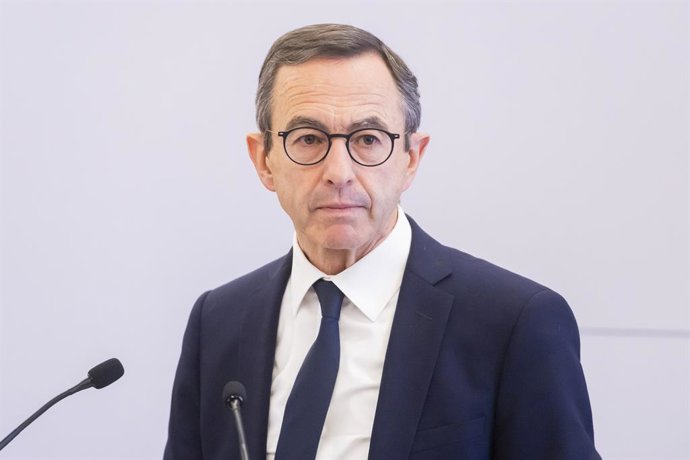 10 de abril de 2025, Paris, França, França: Paris, França, 10 de abril de 2025 - Conferência de imprensa do Ministro do Interior para apresentar suas ações após os primeiros seis meses de seu mandato. O Ministro do Interior da França anunciou um endurecim