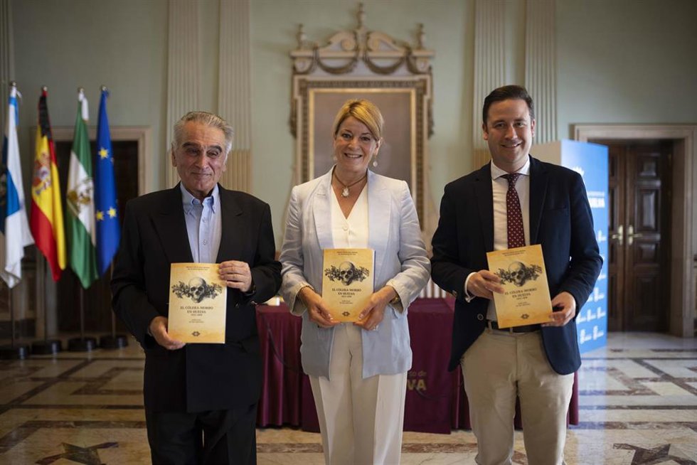 Presentación de la obra de investigación El cólera-morbo en Huelva: 1883-1890 ganadora del XXIV Premio de Investigación Diego Díaz Hierro.