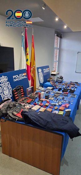 Efectos incautados a un detenido en Talavera por una veintena de robos.