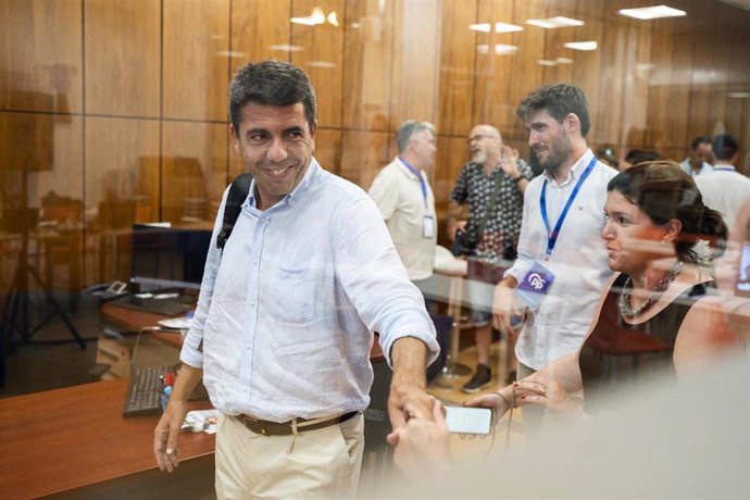 Archivo - El presidente de la Generalitat valenciana, Carlos Mazón, en una imagen de archivo