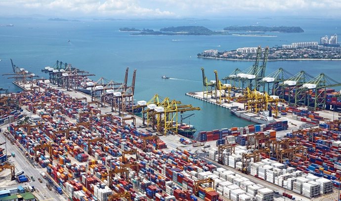 Archivo - Andalucía registra un superávit de 583 millones en el primer trimestre y alcanza 8.311 en exportaciones