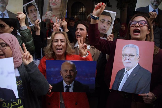 Archivo - Protestas contra el juicio a los 40 acusados en Túnez
