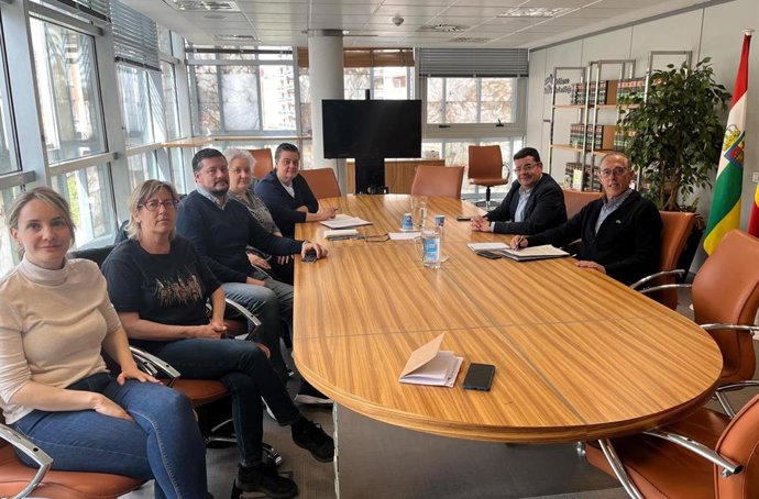 La Rioja y el Colegio de Enfermería mejoran el desarrollo de futuros procesos selectivos en la Administración General