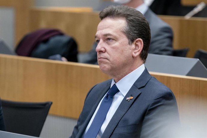 Archivo - El ministro de Industria, Comercio y Micro, Pequeñas y Medianas Empresas (Mipymes) de República Dominicana, Víctor Bisonó