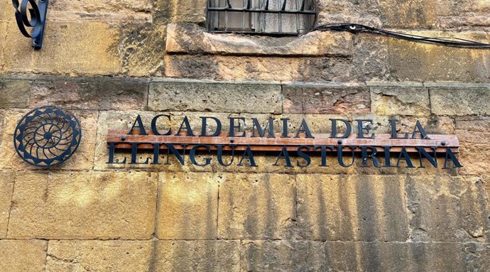 Academia de la Llingua Asturiana.