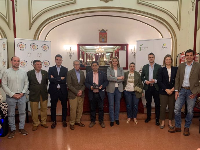 El Círculo Taurino de Baeza premia la estrategia 'Jaén, cultura del toro' de la Diputación de Jaén.