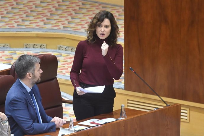 Archivo - La presidenta de la Comunidad de Madrid, Isabel Díaz Ayuso, durante un pleno en la Asamblea de Madrid, a 20 de marzo de 2025, en Madrid (España). 