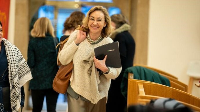 Archivo - La consejera de Salud y Servicios Sociales, María Martín