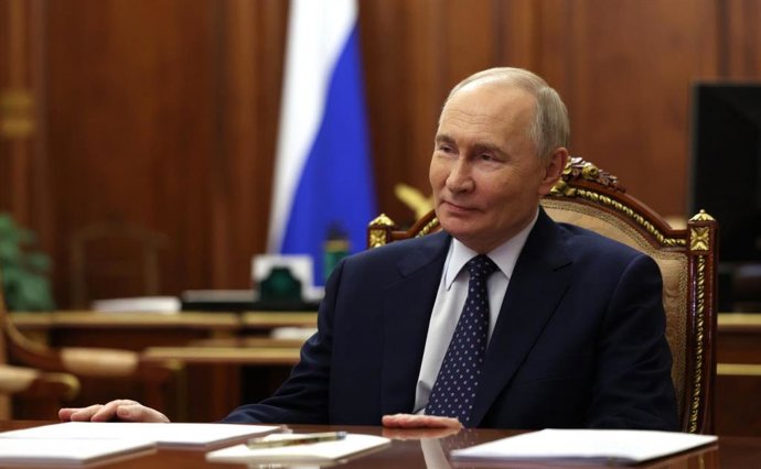 El presidente de Rusia, Vladimir Putin, durante una ruenión oficial en el Kremlin (archivo)