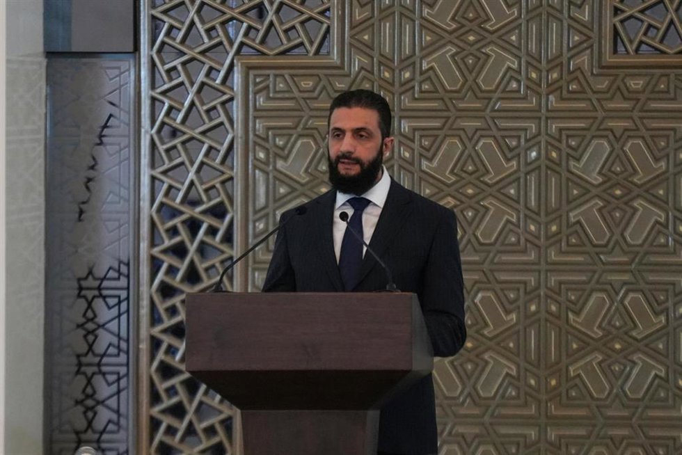 El presidente de transición de Siria, Ahmed al Shara, comparece para presentar el nuevo gobierno
