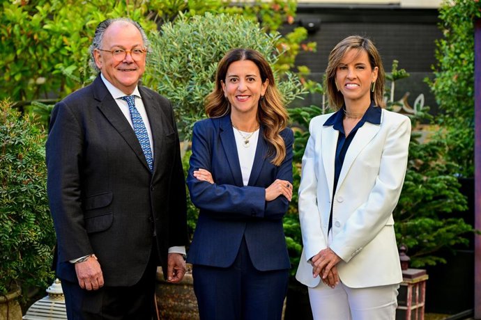 A AESEG nomeia Elena Casaus Lara como sua nova secretária-geral