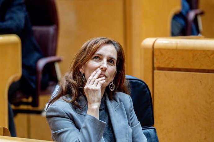 Archivo - La ministra de sanidad, Mónica García, durante una sesión de control al Gobierno, en el Senado, a 17 de diciembre de 2024, en Madrid (España). El Gobierno se enfrenta a una nueva Sesión de Control en la cámara del Senado donde responderá a las d