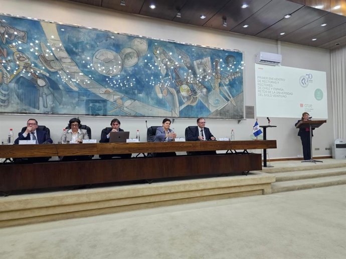 UCAV en el encuentro entre universidades en Santiago de Chile