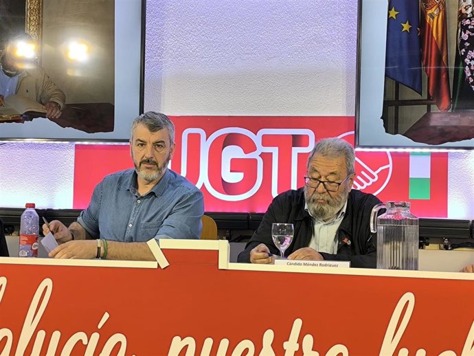 Oskar Martín, secretario general de UGT-A, y Cándido Méndez, ex secretario general de UGT.