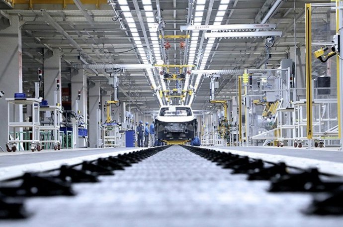 Archivo - Volkswagen comienza la preproducción de sus modelos eléctricos en Shangai (China)