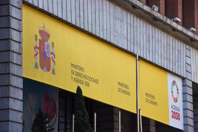 Archivo - Fachada de la sede del Ministerio de Sanidad, a 5 de enero de 2024, en Madrid (España). 