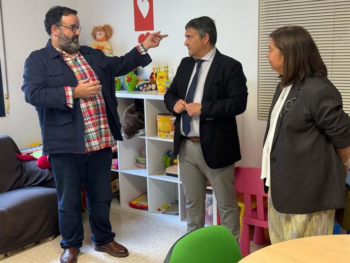 Visiita a las dependencias del SAVA (Servicio de Asistencia a Víctimas en Andalucía), el SEMPA (Servicio de Mediación Penal de Adultos) y el PIMA (Punto de Información para la Mediación en Andalucía).