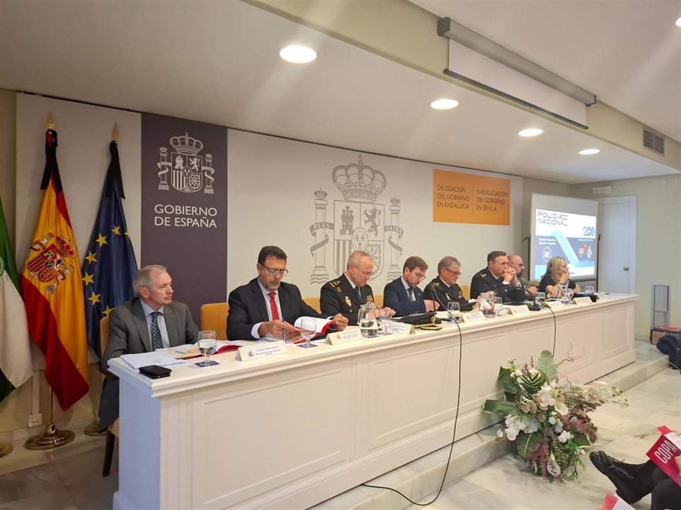 Reunión para el dispositivo de seguridad estatal previsto para la final de la Copa del Rey.