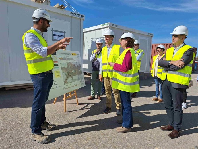 El subdelegado de Gobierno en Almería, José María Martín, visita las obras por daños de la dana en la A-7 en El Ejido (Almería).