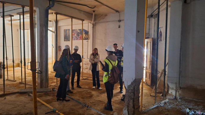 El Ayuntamiento de València realoja a 4 familias de un edificio de Castellar tras los defectos detectados en los bajos